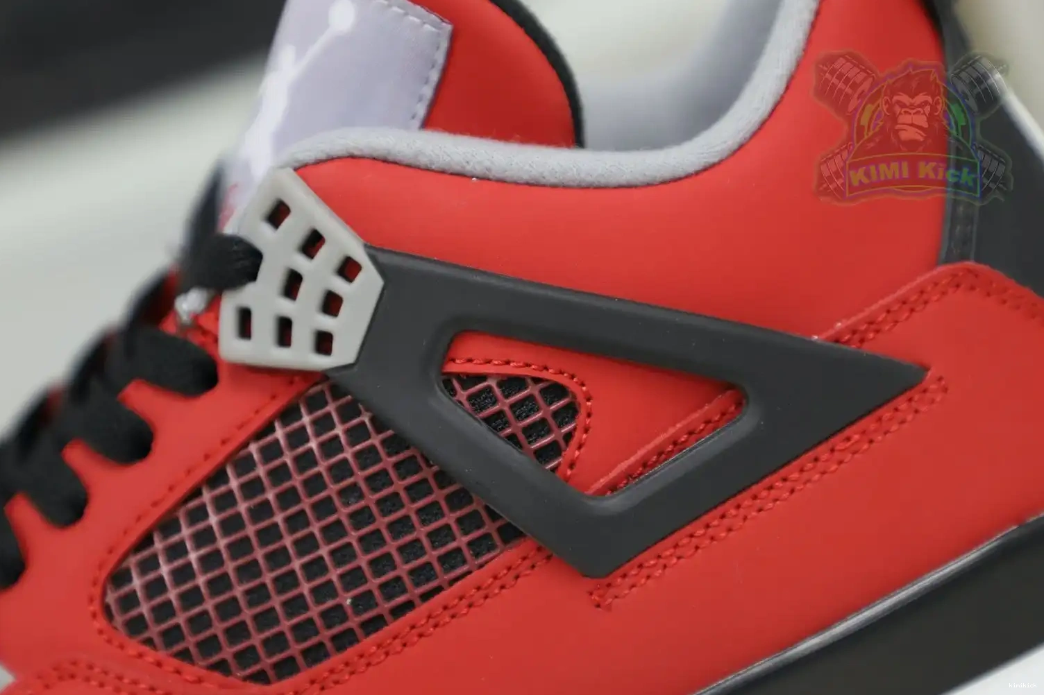 Kimikick Bravo RetroToro Jordan Jordan4 Air 0501